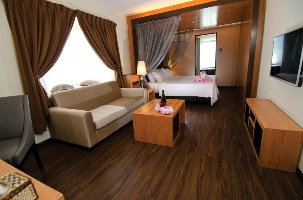 C'Haya Hotel Kota Kinabalu Exteriér fotografie